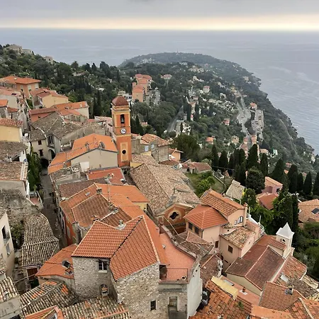Shangri-la - Entree & Terrasse Privatives - Vue - Parking * Mentona