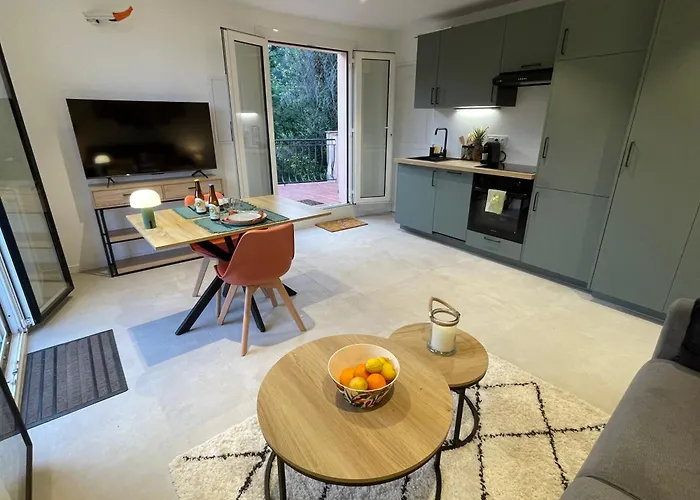 Shangri-la - Calme - Confort - Vue - Pkg - Wifi Gæstehus *