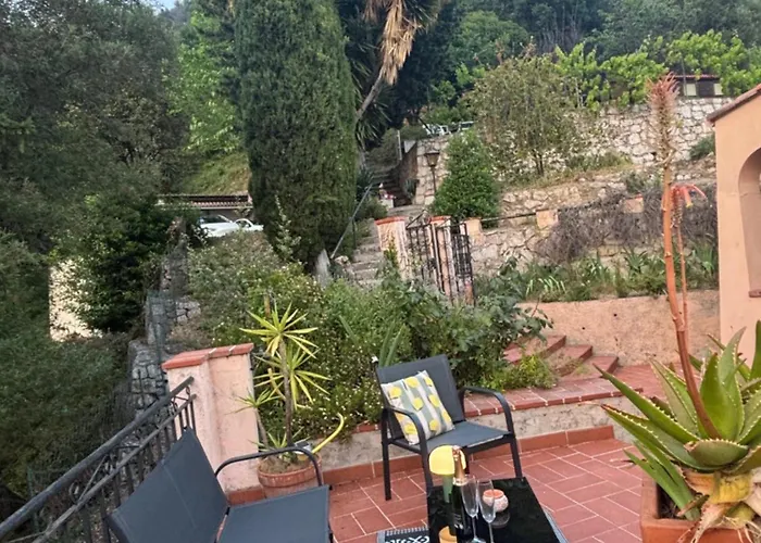 Shangri-la - Calme - Confort - Vue - Pkg - Wifi